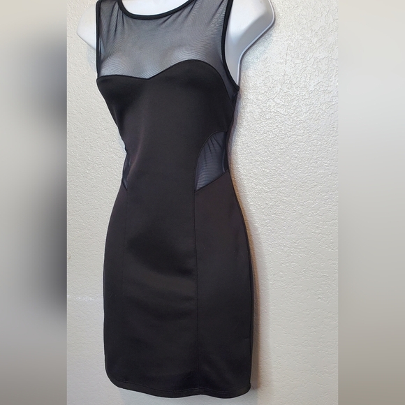 💚5/$25 FV21 LBD Black Mesh Cutout Scuba Bodycon Sleeveless Dress Size Medium - Picture 5 of 8